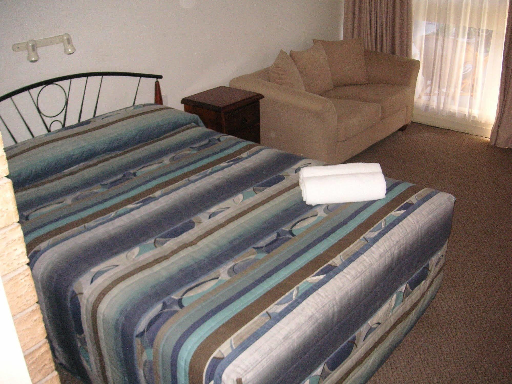 Warrina Motor Inn Wodonga Cbd מראה חיצוני תמונה