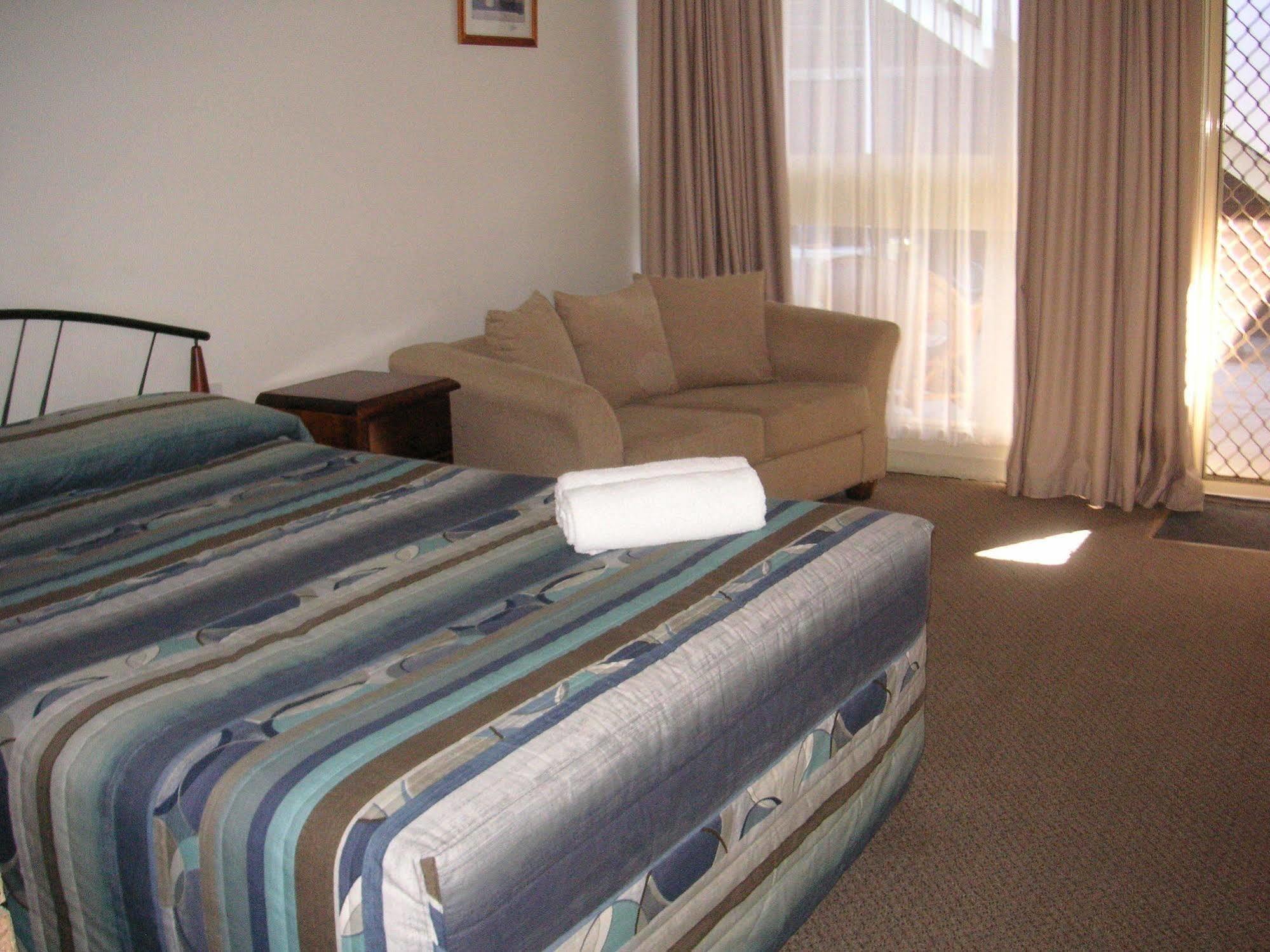 Warrina Motor Inn Wodonga Cbd מראה חיצוני תמונה